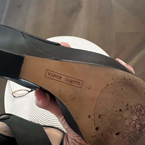 Vince Camuto open toe black wedges - Picture 8 of 8